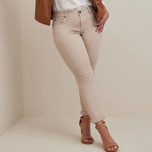 Torrid Size 22 Boyfriend Straight Leg Vintage Stretch Mid-Rise Tan Cream Jean